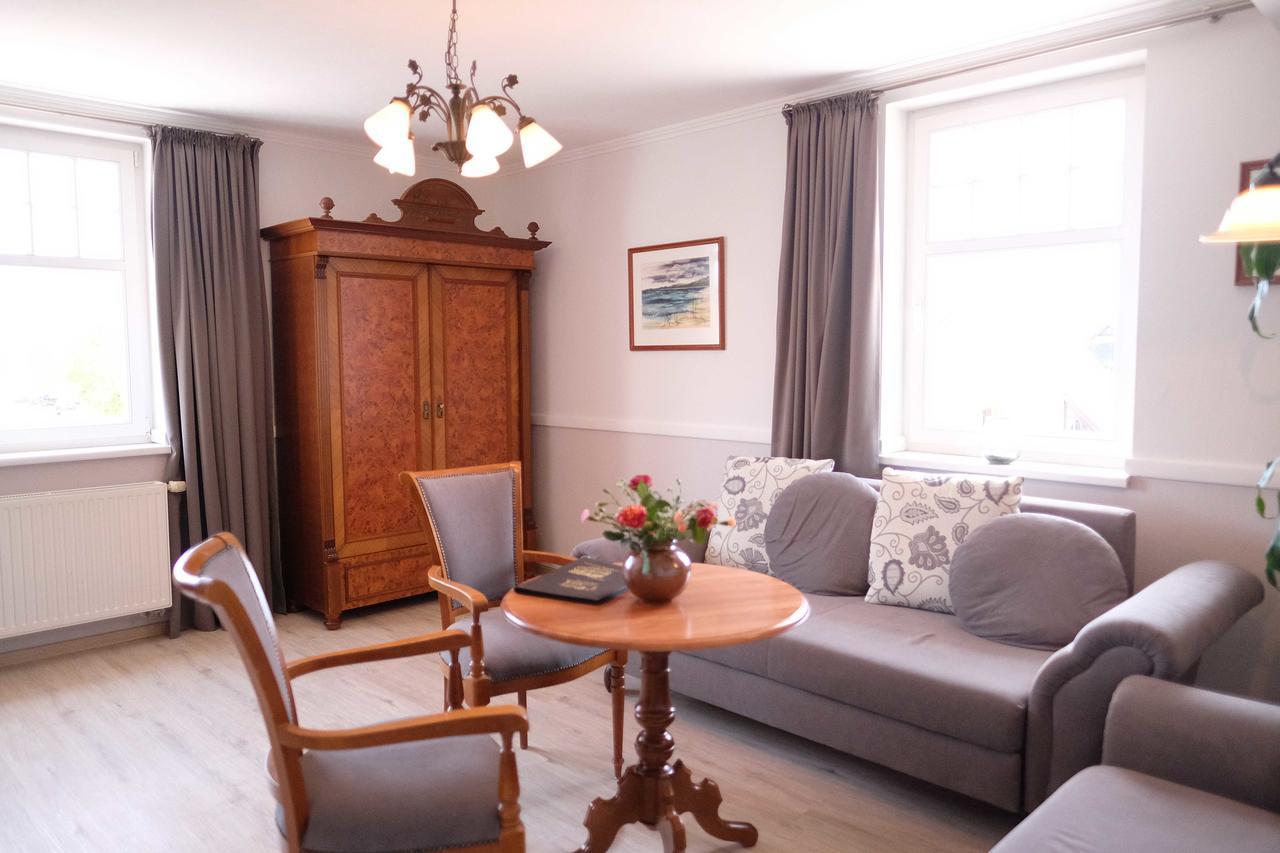 Hotel Zum Strandlaufer Ahrenshoop Luaran gambar
